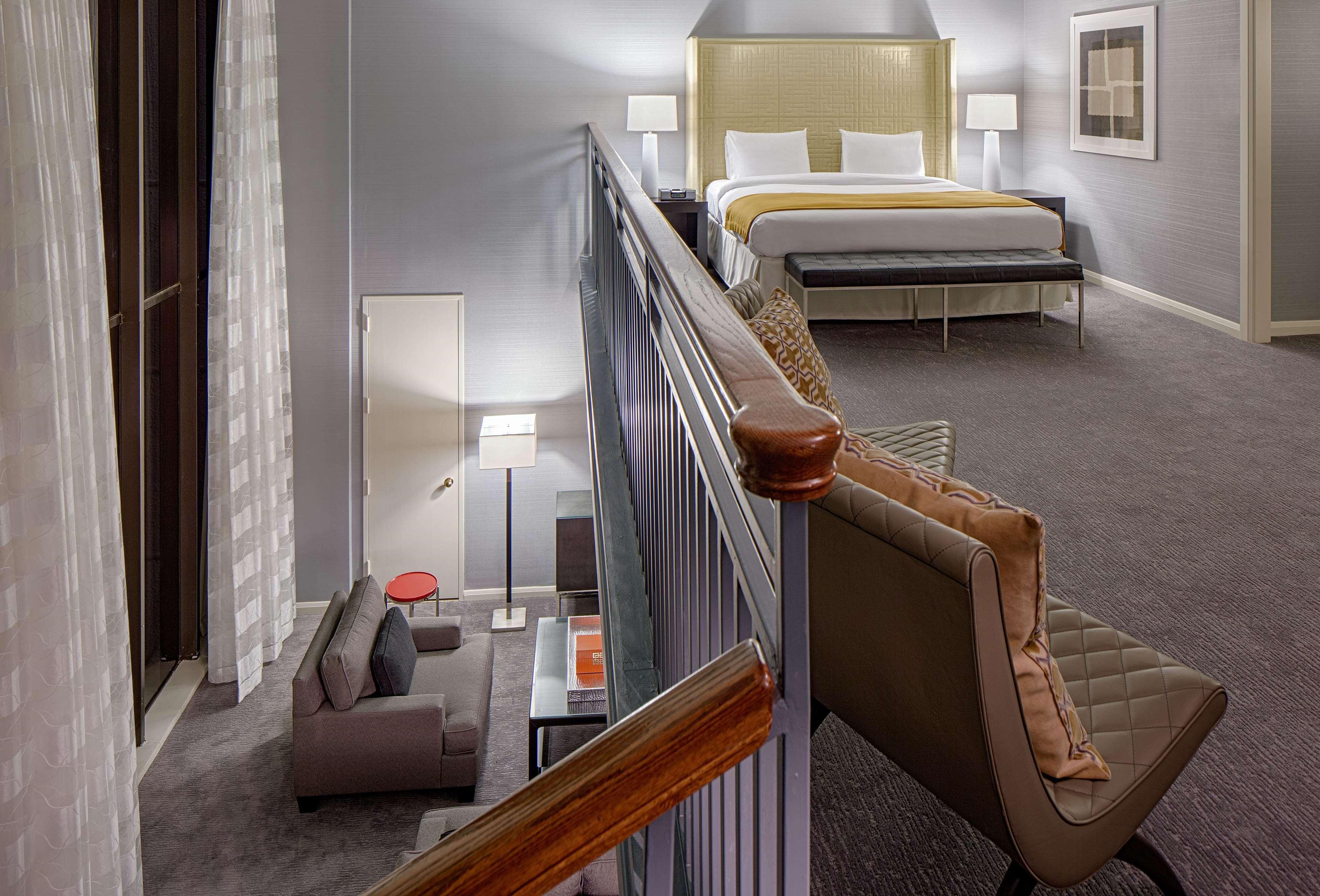 Doubletree By Hilton Hotel Houston Greenway Plaza Eksteriør bilde