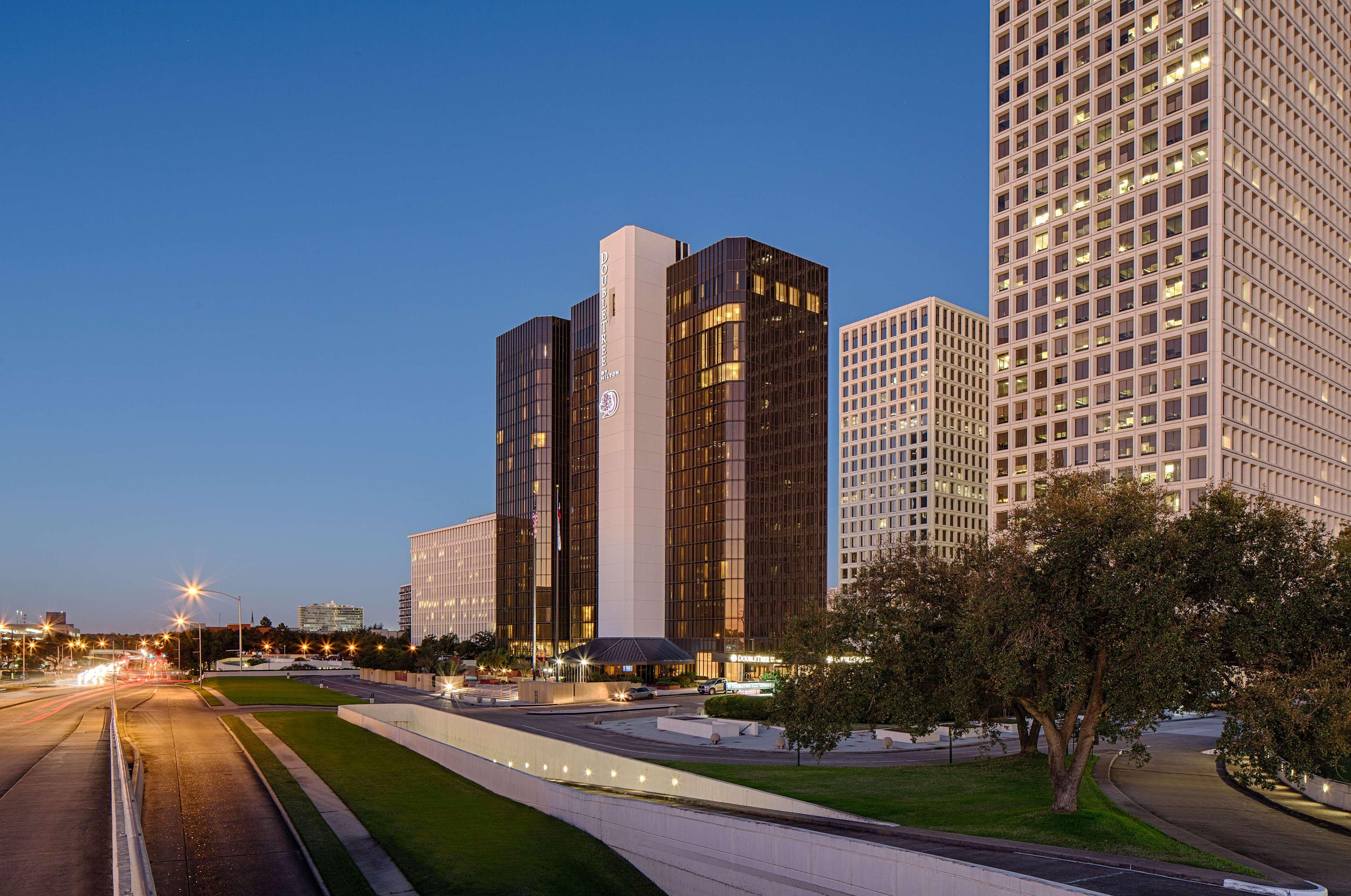 Doubletree By Hilton Hotel Houston Greenway Plaza Eksteriør bilde