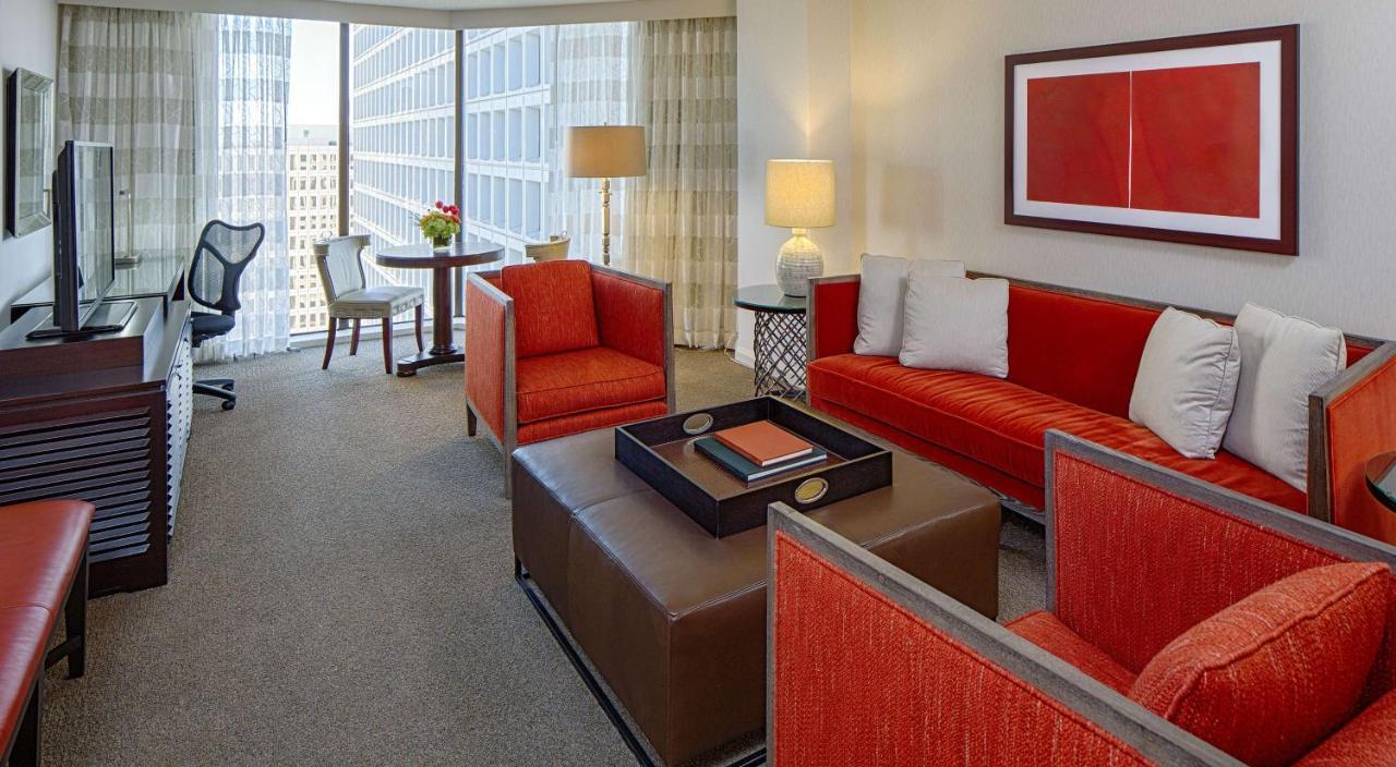Doubletree By Hilton Hotel Houston Greenway Plaza Eksteriør bilde